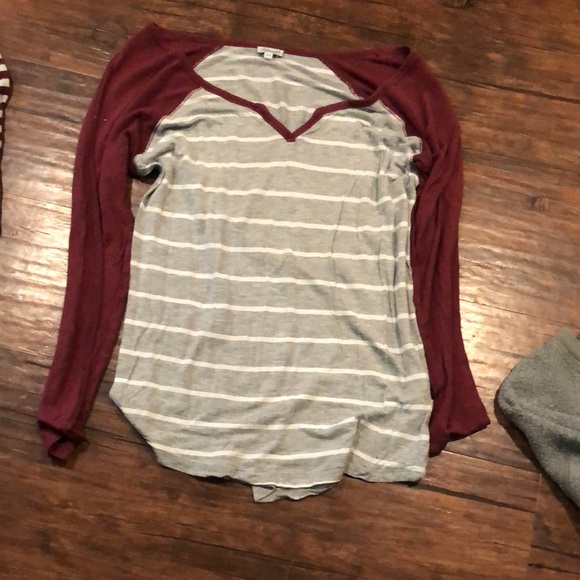 Medium Size Clothing Lot - Picture 5 of 5